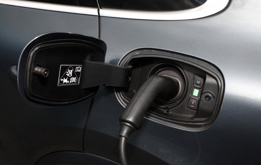 Детали экстерьера Porsche Cayenne E-Hybrid (PO536) 2018 года  (AU) (фото 8 из 12)